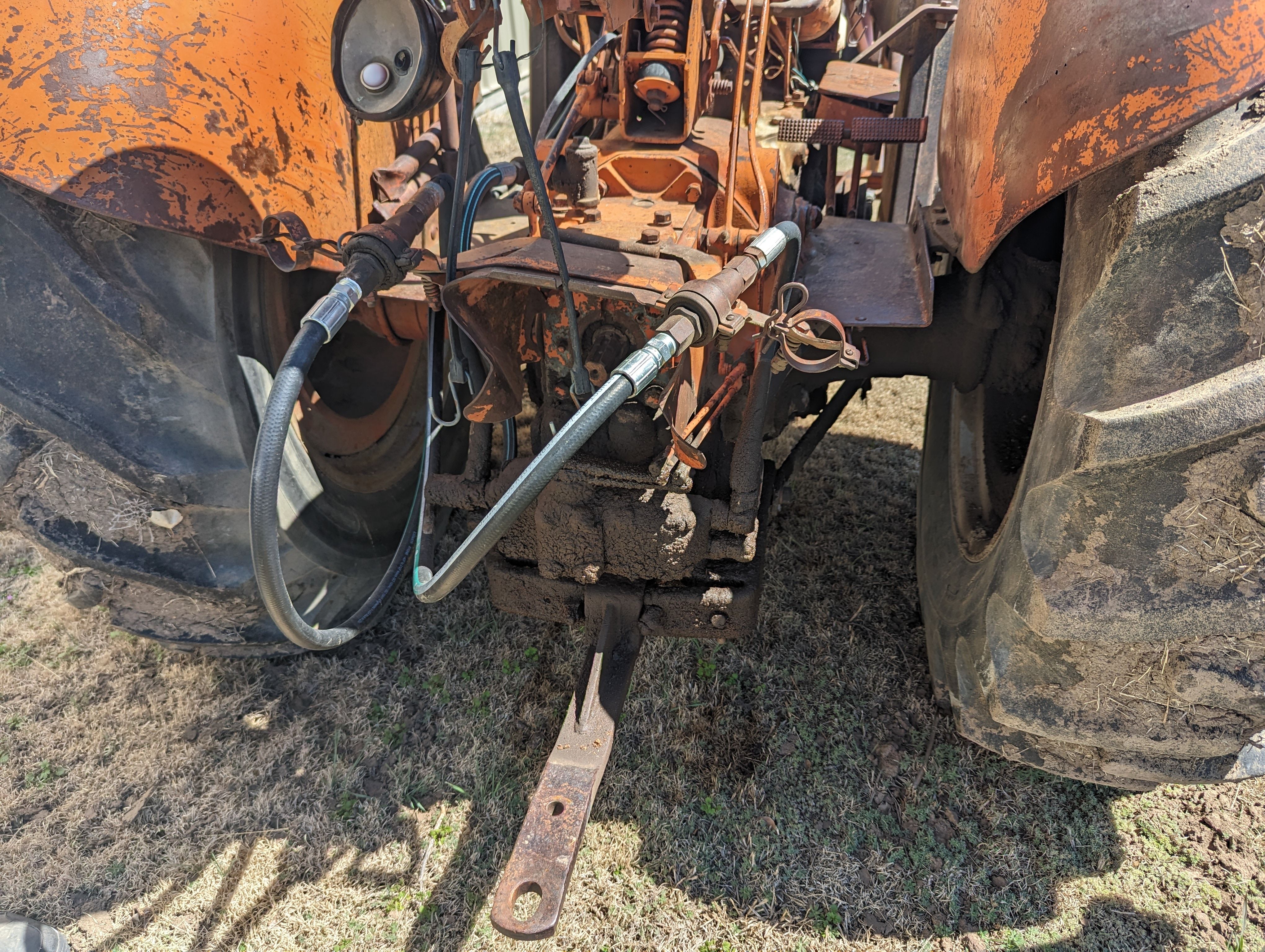 Item 44 in Farm Machinery Auction: Friday, May 31, 2024; 10:00 a.m. gallery