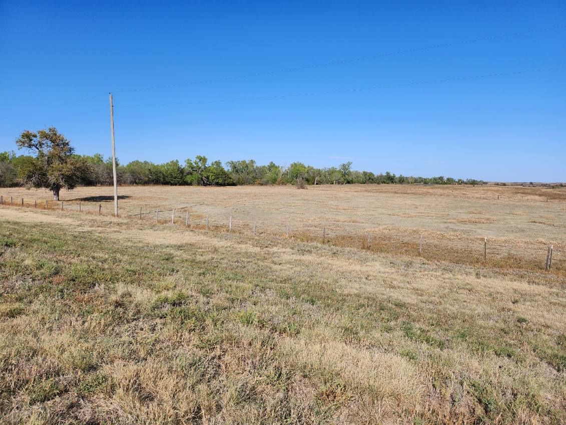 Item 35 in Real Estate &  Personal Property Auction: 560 acres +/- Edwards County, KS gallery