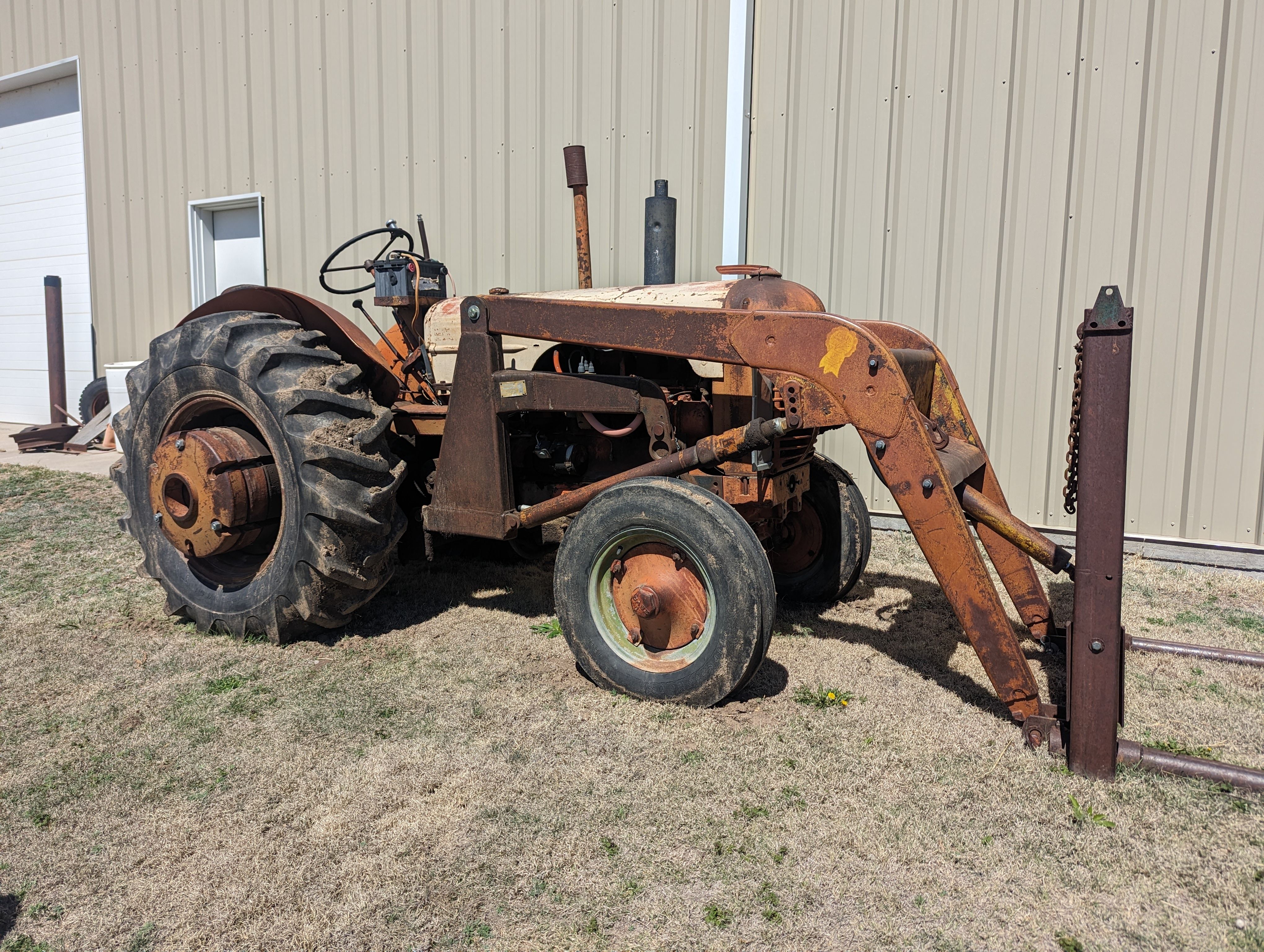 Item 67 in Farm Machinery Auction: Friday, May 31, 2024; 10:00 a.m. gallery