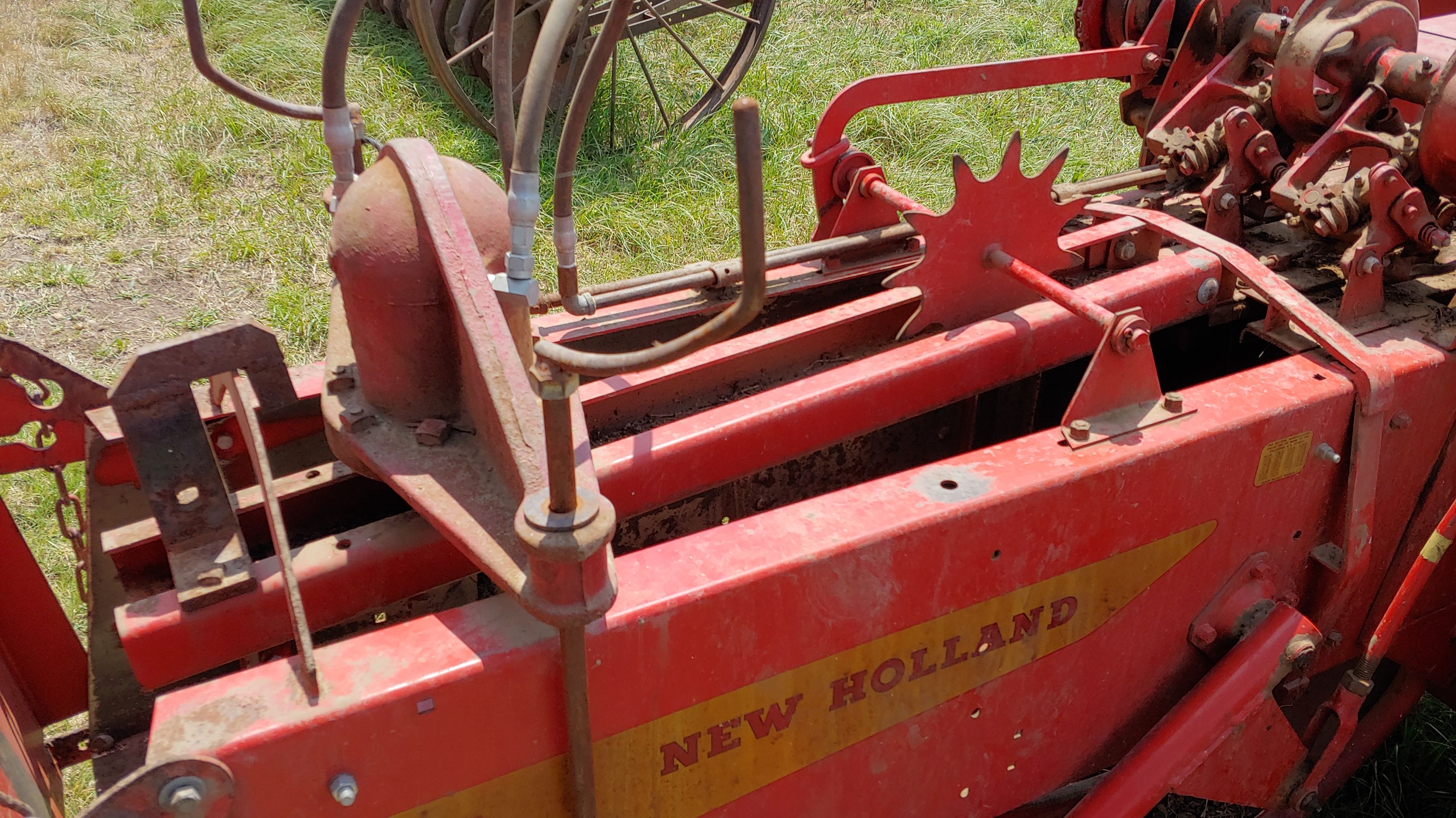 Item 99 in FARM MACHINERY AUCTION gallery