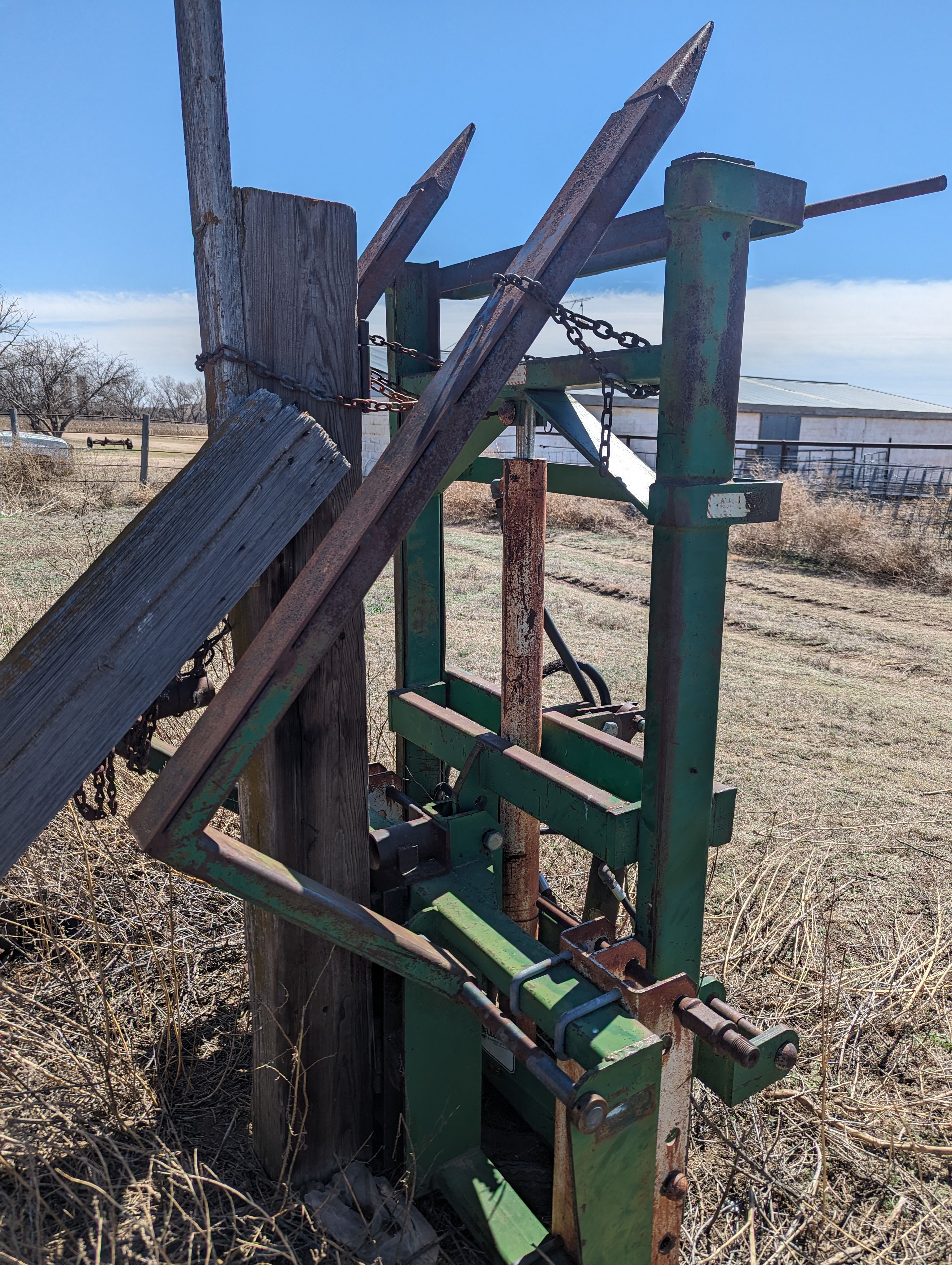 Item 91 in Farm Machinery Auction: Friday, May 31, 2024; 10:00 a.m. gallery