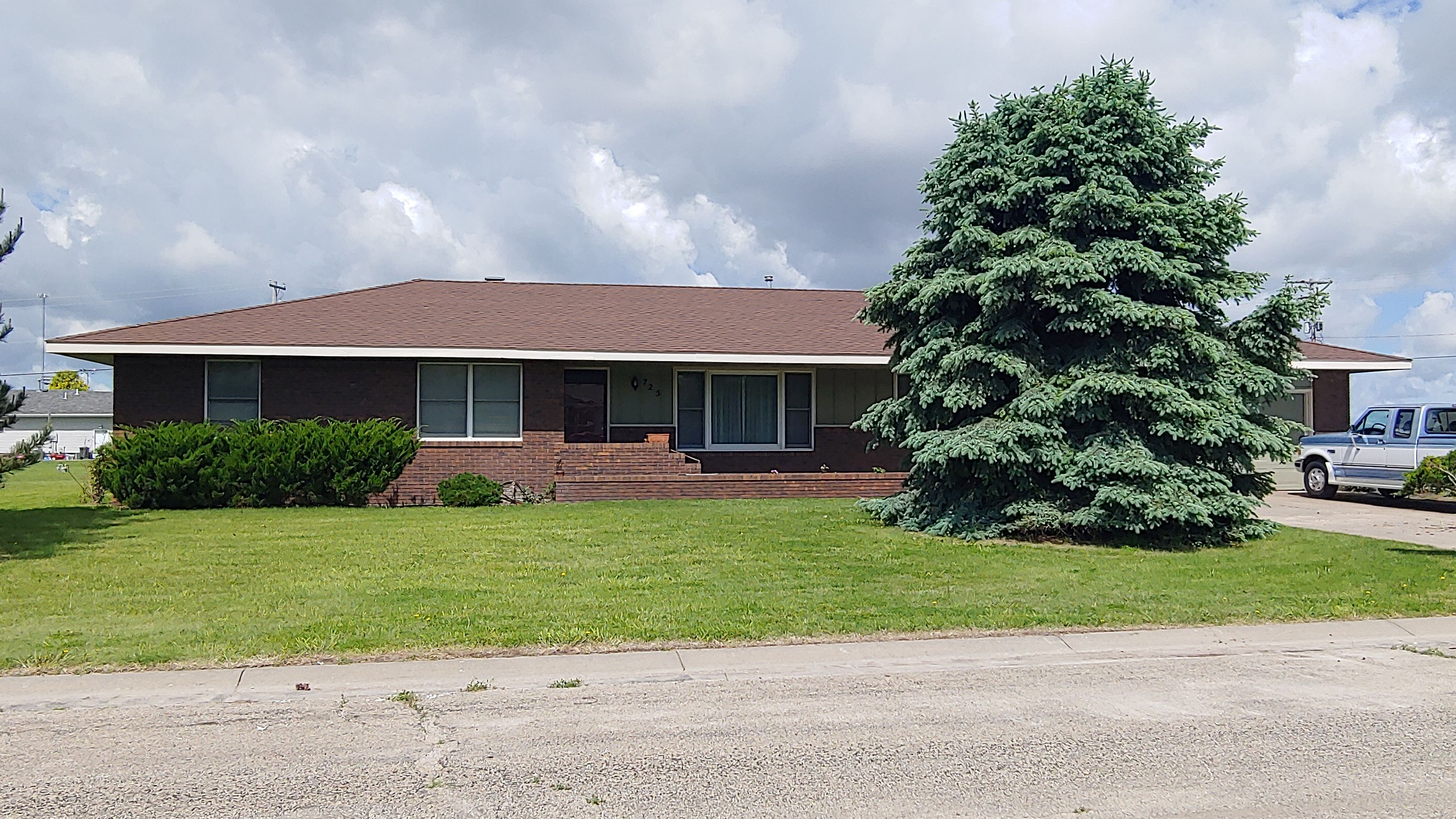 Item 11 in SOLD! 725 N. Main, Plainville, Kansas gallery