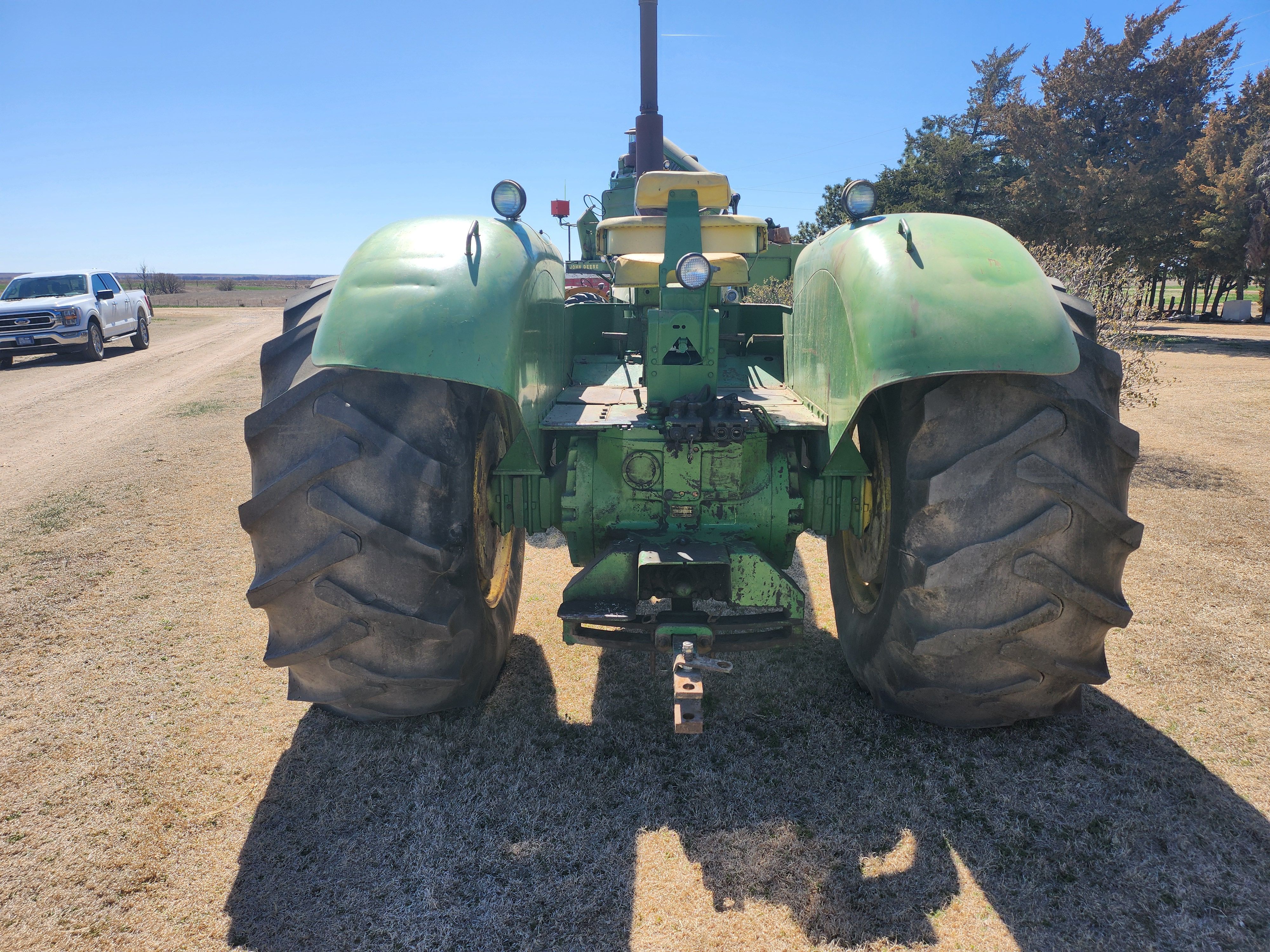 Item 18 in Farm Machinery Sale/Personal Property: Saturday, April 20th, 2024; 9:00 a.m. gallery