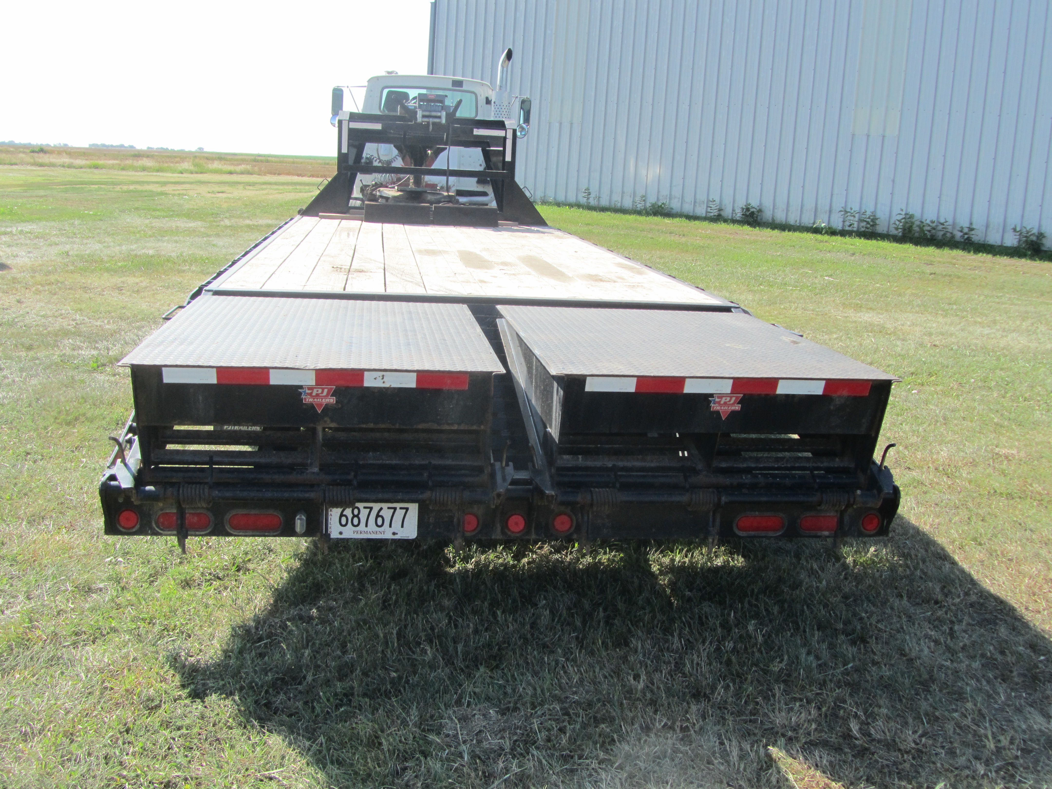 Item 70 in FARM MACHINERY AUCTION gallery