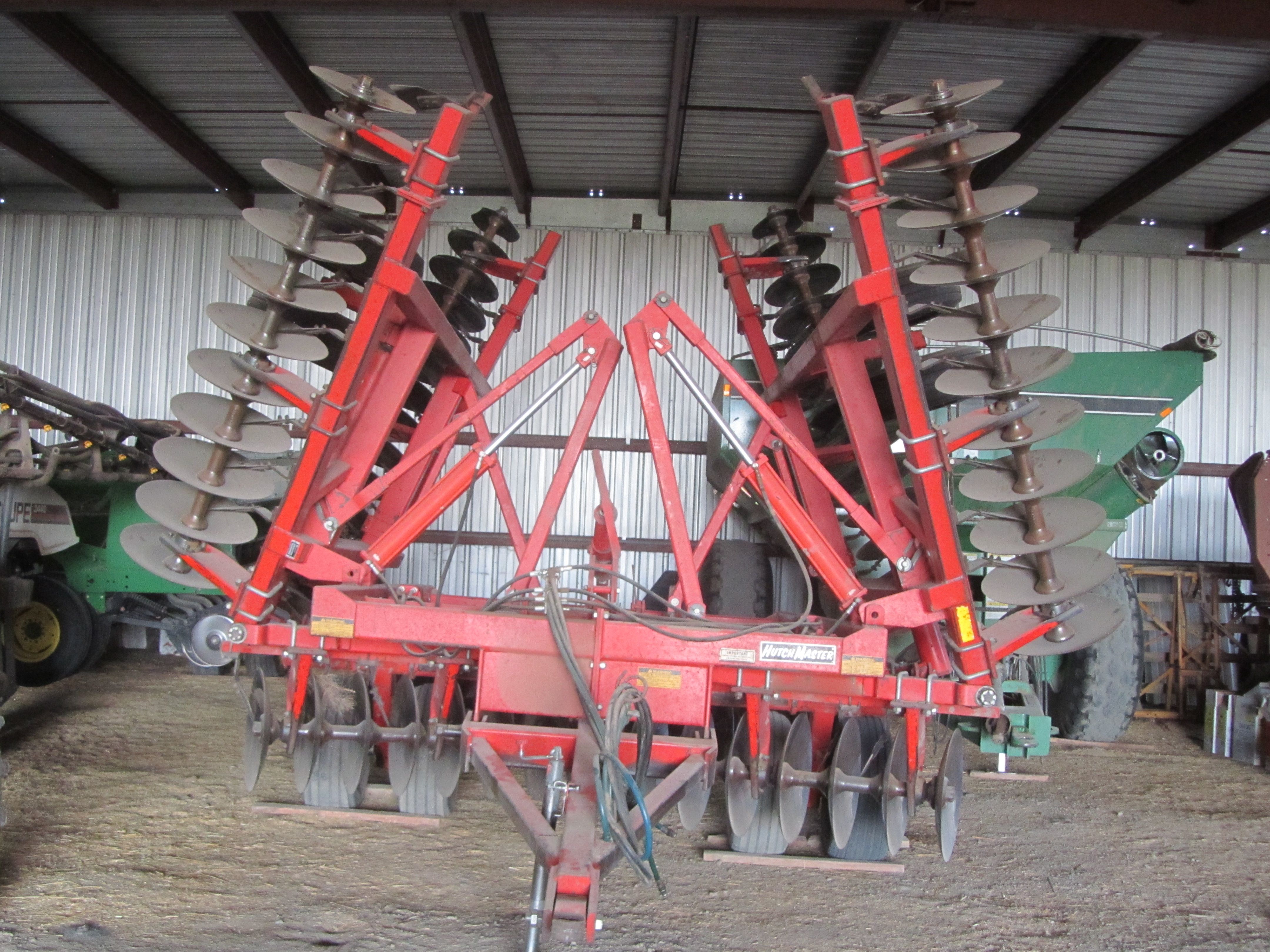 Item 81 in FARM MACHINERY AUCTION gallery