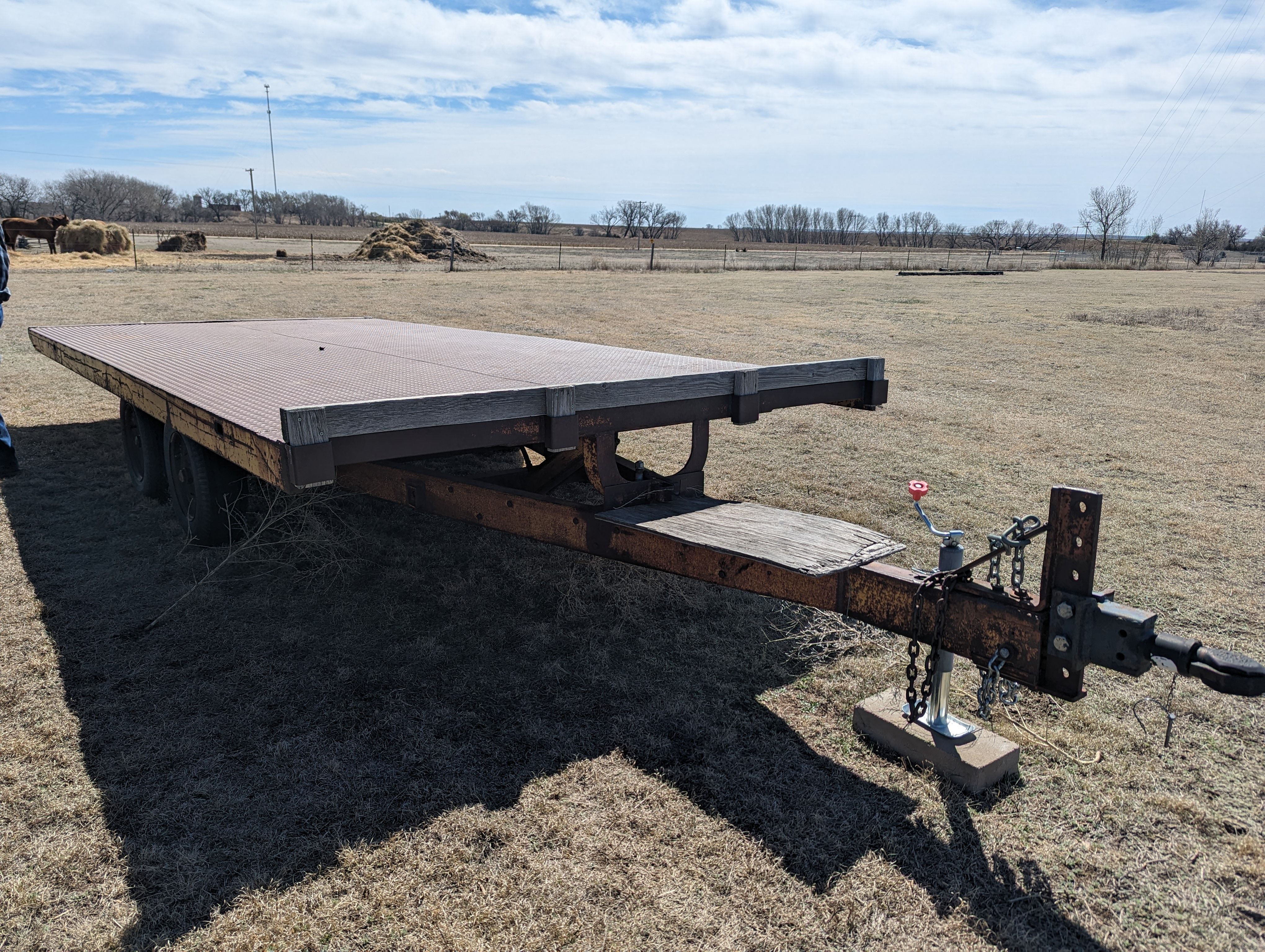Item 89 in Farm Machinery Auction: Friday, May 31, 2024; 10:00 a.m. gallery