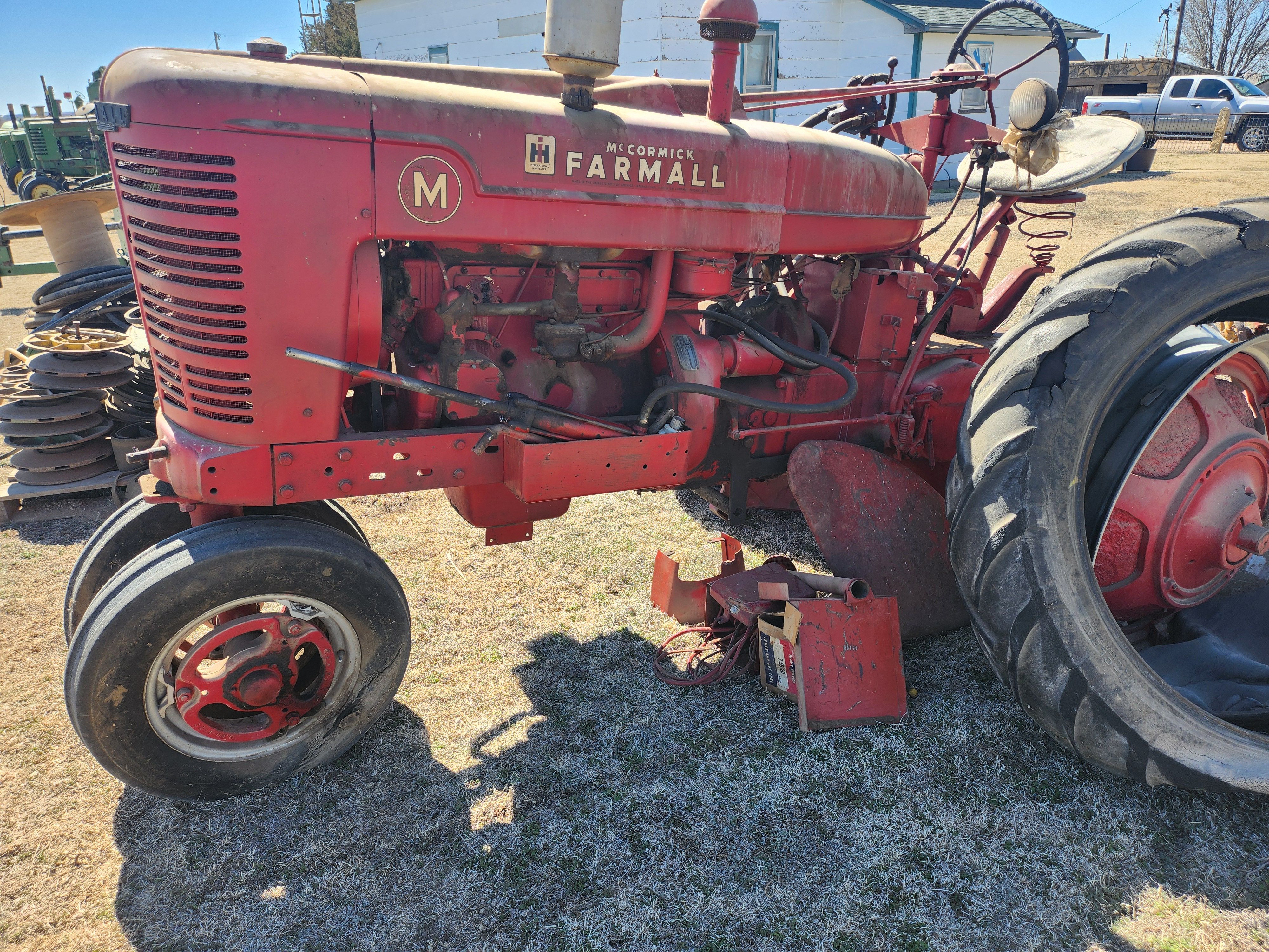 Item 22 in Farm Machinery Sale/Personal Property: Saturday, April 20th, 2024; 9:00 a.m. gallery