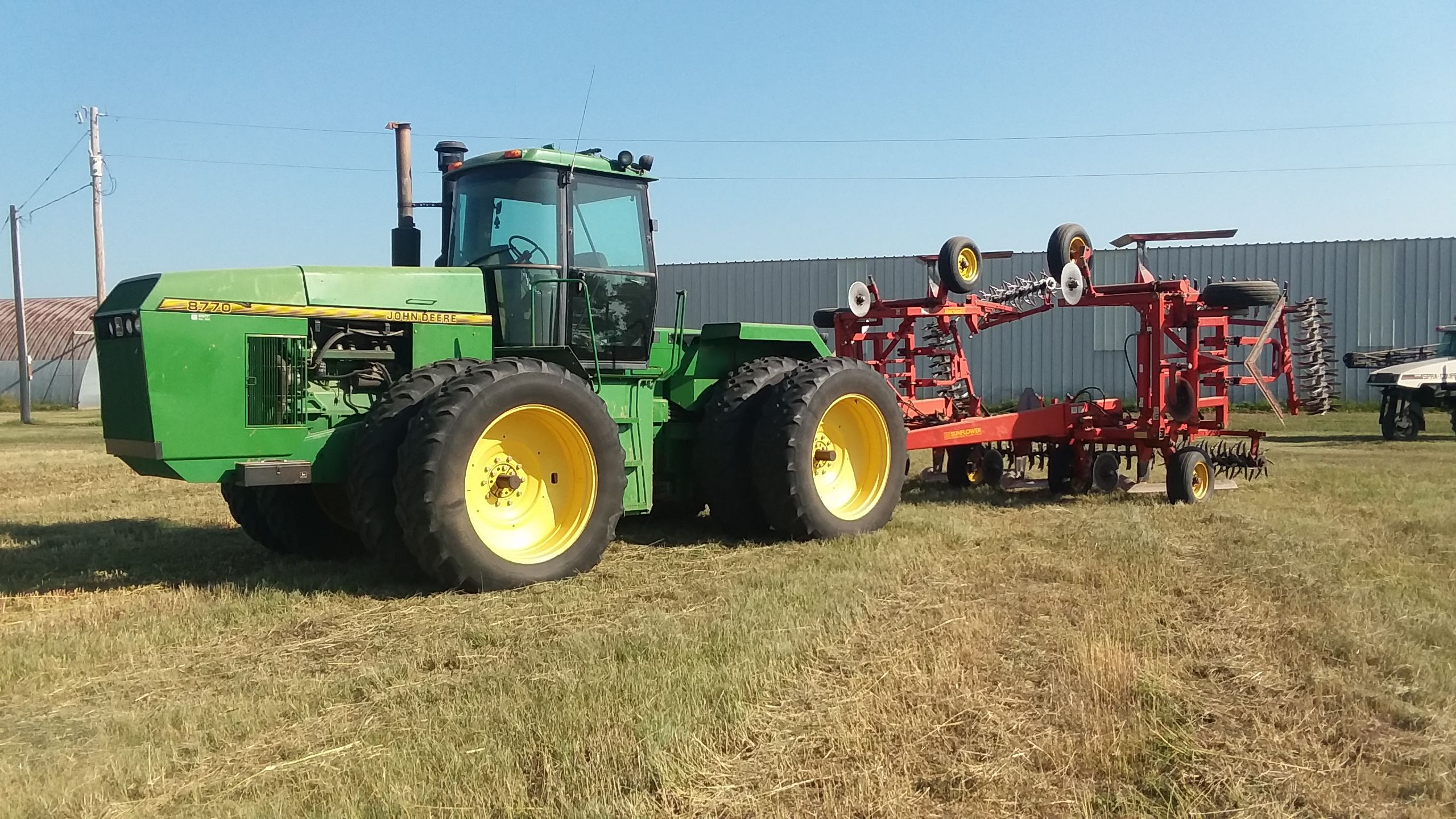 Item 11 in FARM MACHINERY AUCTION gallery