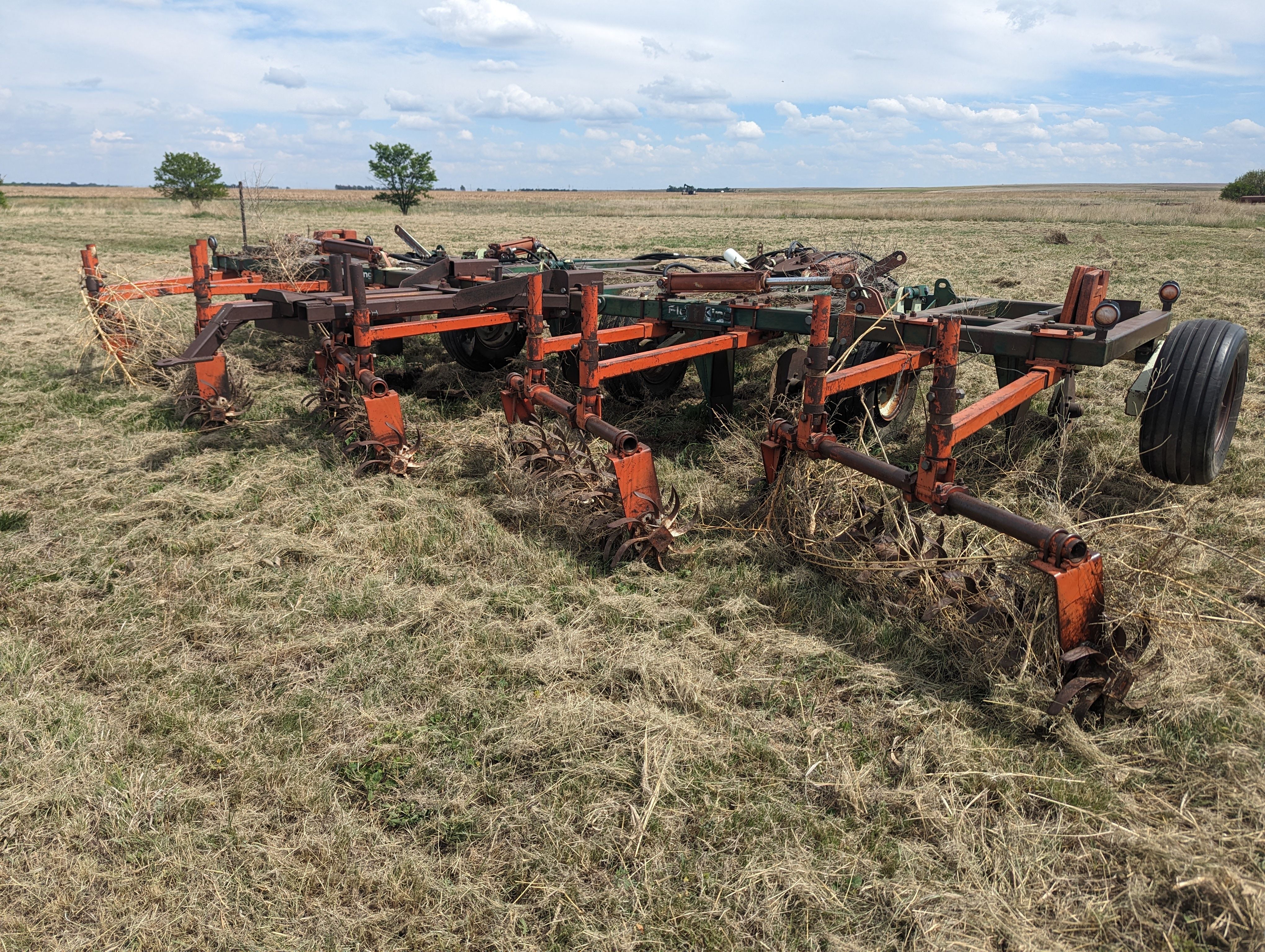 Item 82 in Farm Machinery Auction: Monday, July 8th, 2024; 9:30 a.m. gallery